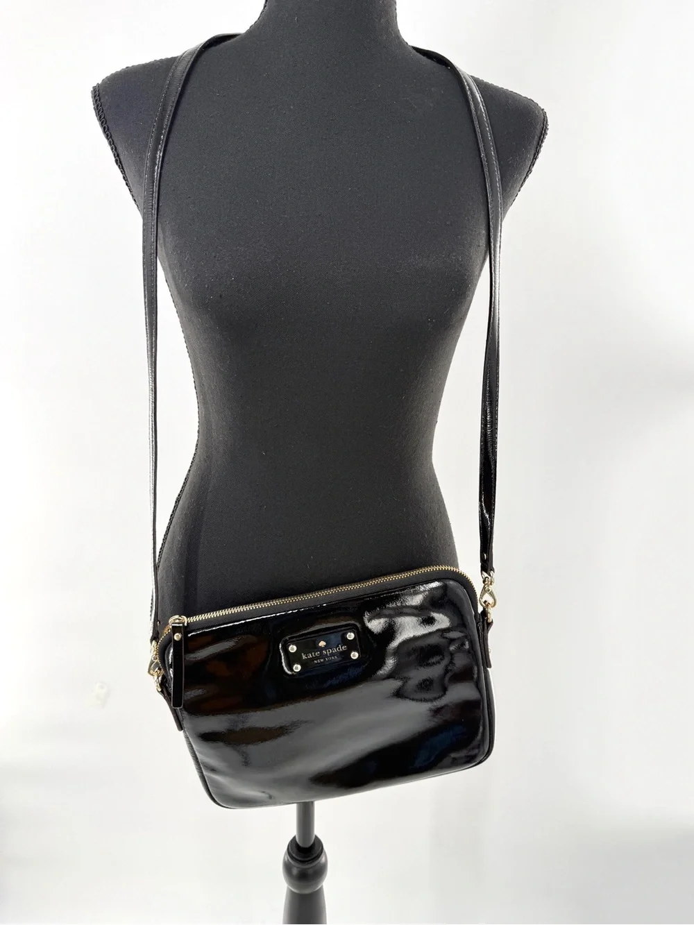 Kate Spade Bryce Black Patent Leather Flicker iPad Pouch Crossbody Bag Clutch